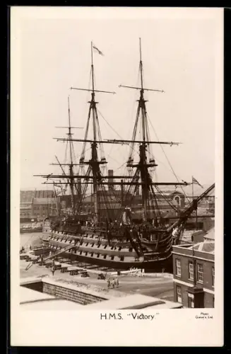 AK Segel-Linienschiff H.M.S. Victory im Dock