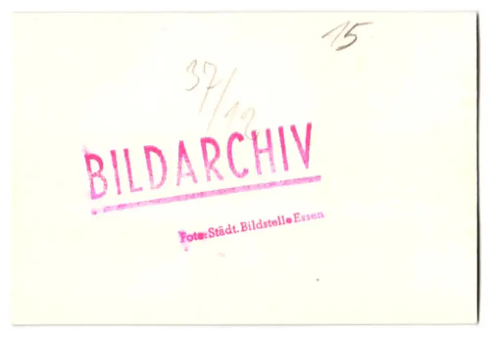 21 Fotografien Flughafen Essen, Junkers Flugzeuge der Lufthansa, Besucher & Hangar zum Tag d. Eröffnung 1934,  21