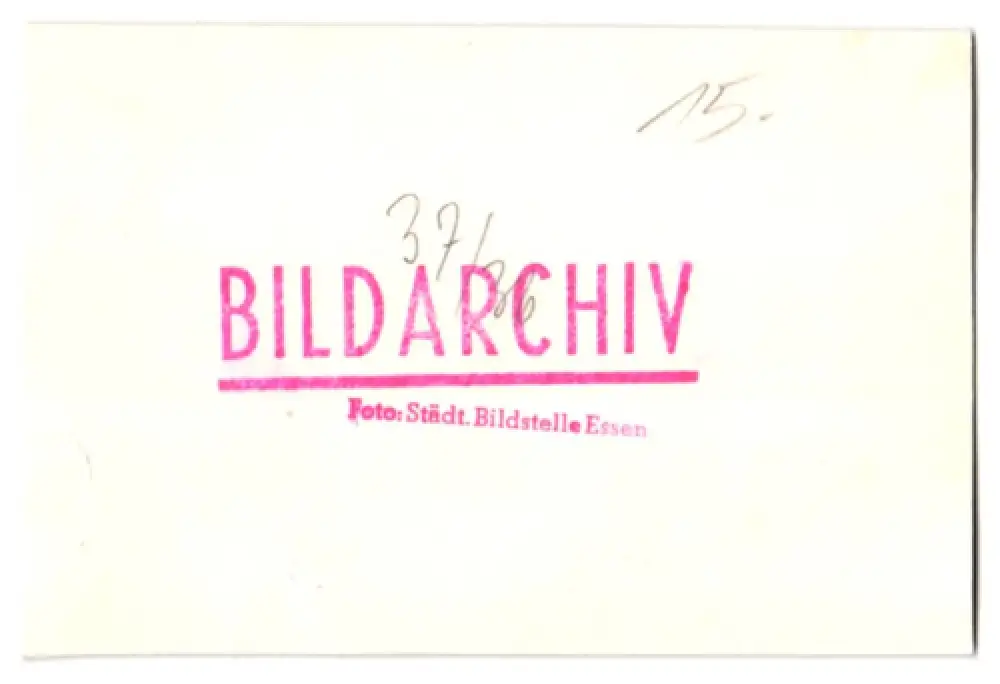 21 Fotografien Flughafen Essen, Junkers Flugzeuge der Lufthansa, Besucher & Hangar zum Tag d. Eröffnung 1934,  23