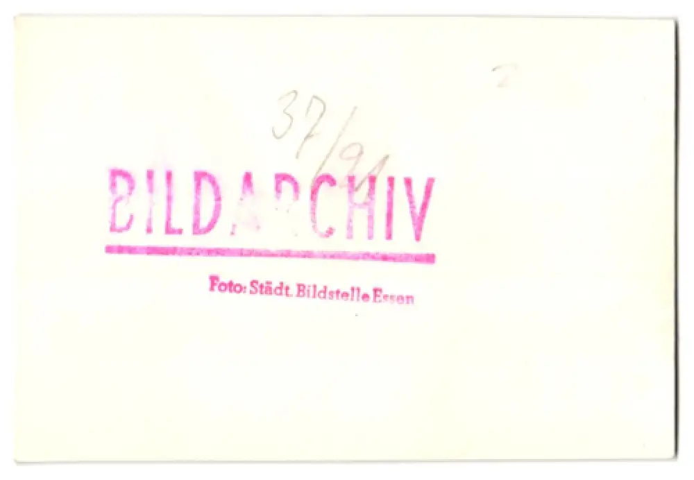 21 Fotografien Flughafen Essen, Junkers Flugzeuge der Lufthansa, Besucher & Hangar zum Tag d. Eröffnung 1934,  38