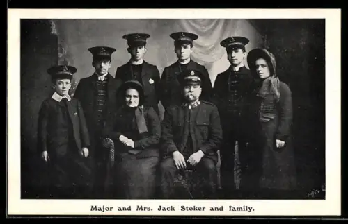 AK Major und Mrs. Jack Stoker und deren Familie von der Heilsarmee, Religion