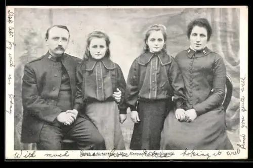 AK Familie von Adjutant und Mrs. Kenyon von der Heilsarmee, Religion