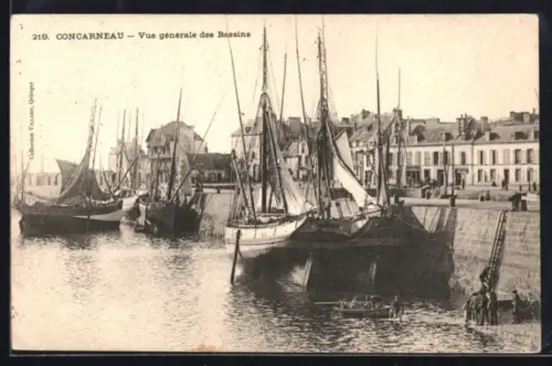 AK Concarneau, Vue génerale des Bassins