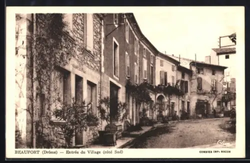 AK Beaufort, Entrée du Village (coté Sud)