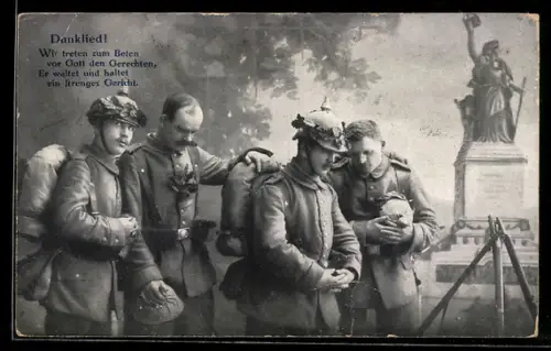 AK deutsche Soldaten in Uniform mit Pickelhaube und Eichenlaub im Gebet, Danklied