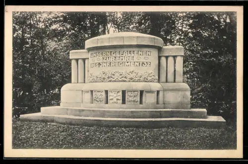 AK Ehrenmal für Gefallene des Res. Inf.-Regts 32, Wohlfahrtskarte für Hinterblliebene