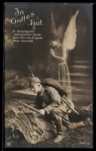AK Engel beschützt Soldaten in Uniform