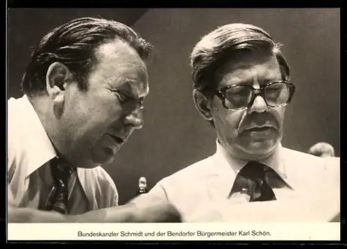 AK Bundeskanzler Helmut Schmidt und Bürgermeister von Bendorf Karl Schön