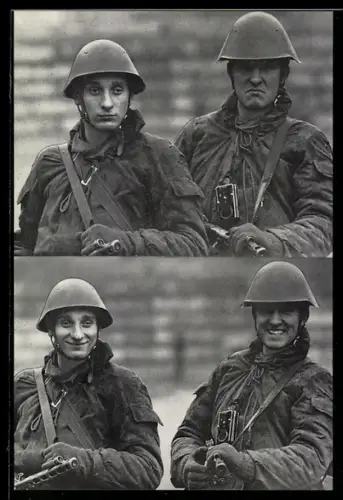 AK Zwei bewaffnete Soldaten mit grimmigem Blick und freundlichem Lächeln
