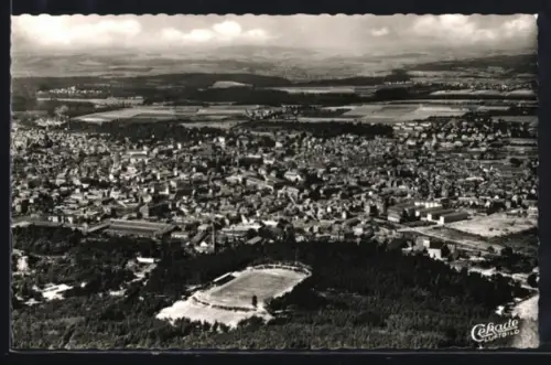 AK Kaiserslautern /Pfalz, Stadtansicht, Luftbild mit Stadion