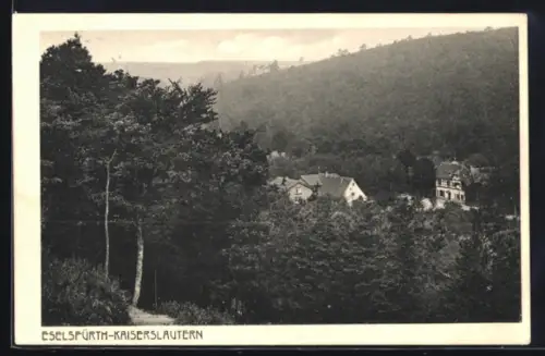 AK Eselsfürth-Kaiserslautern, Ortsansicht mit Wald aus der Vogelschau