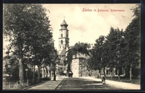 AK Lindau im Bodensee, Römermauer mit Strassenpartie