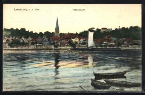 AK Lauenburg a. d. Elbe, Totalansicht mit Kirche