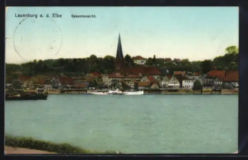 AK Lauenburg a. d. Elbe, Gesamtansicht mit Kirche