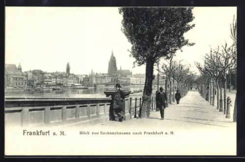 AK Frankfurt a. M.-Sachsenhausen, Strassenpartie, Im Hintergrund Dom