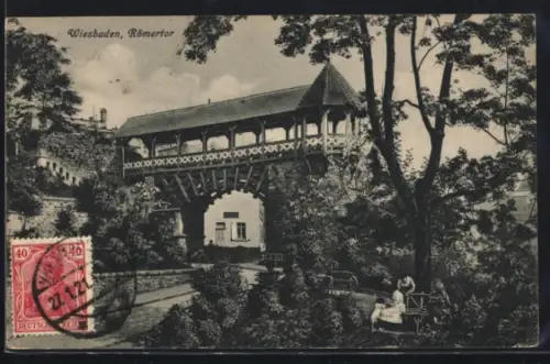 AK Wiesbaden, Römertor