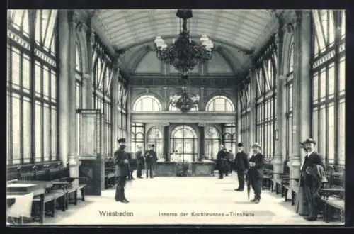 AK Wiesbaden, Inneres der Kochbrunnen-Trinkhalle