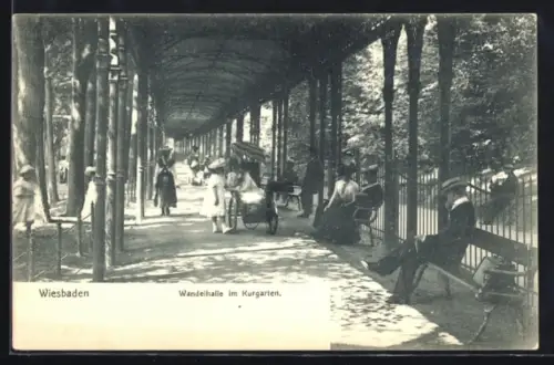 AK Wiesbaden, Wandelhalle im Kurgarten