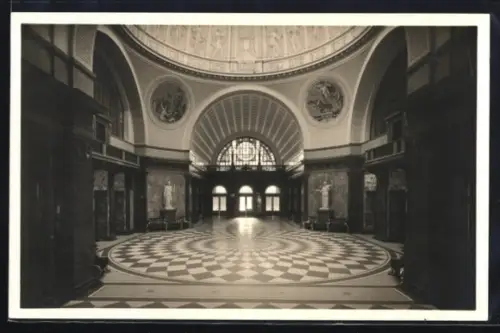 AK Wiesbaden, Wandelhalle im Kurhaus, Innenansicht