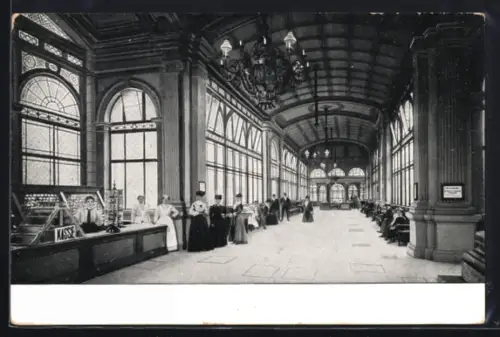 AK Wiesbaden, Kochbrunnen, Trinkhalle, Innenansicht