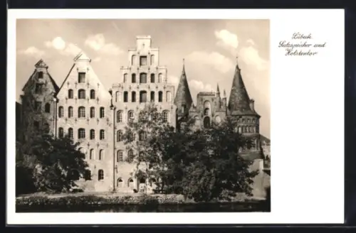 AK Lübeck, Salzspeicher und Holstentor
