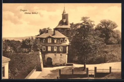 AK Siegen, Oberes Schloss mit Strassenpartie