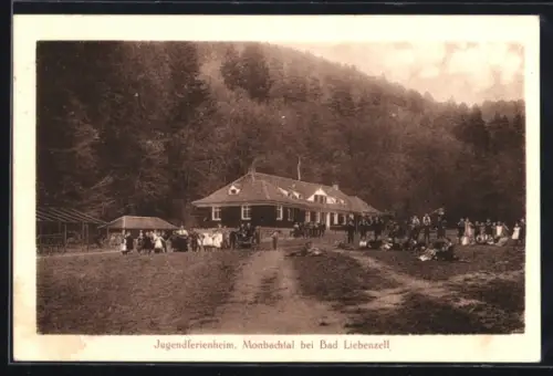 AK Monbachtal, Kinder vorm Jugenferienheim