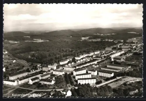 AK Kaiserslautern /Pfalz, Luftaufnahme Wohnsiedlungen und Umgebung