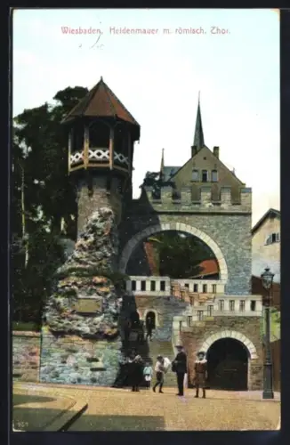 AK Wiesbaden, Heidenmauer mit römischem Thor