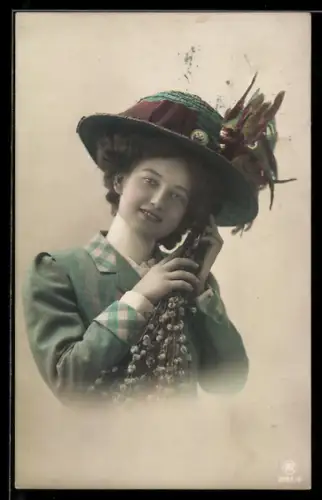 AK Frau mit Hut und Weidenkätzchen in der Hand