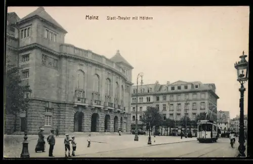 AK Mainz, Stadt-Theater mit Höfchen, Strassenbahn