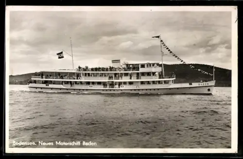 AK Neues Motorschiff Baden in Fahrt auf dem Bodensee