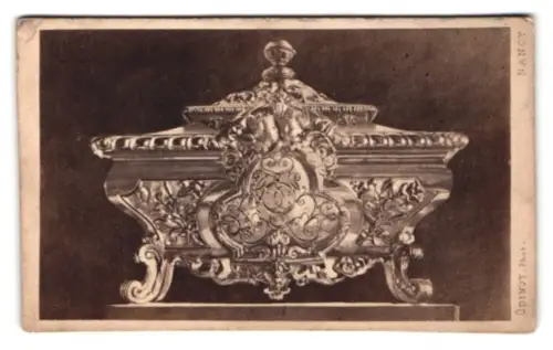 Fotografie Odinot, Nancy, Rue St. Dizier, Ansicht Mattaincourt, Petrus Sarkophag in der Petrus Fourier geweihten Kirche