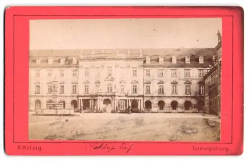 Fotografie R. Wetzig, Ludwigsburg, Ansicht Ludwigsburg, Blick in den Schlosshof