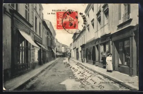 AK Saujon, La Rue Carnot