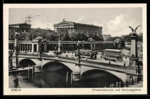 AK Berlin, Strassenbahnen auf der Friedrichsbrücke