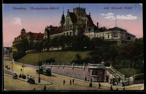 AK Hamburg-St. Pauli, Navigationsschule und Wiezels-Hotel, Strassenbahn