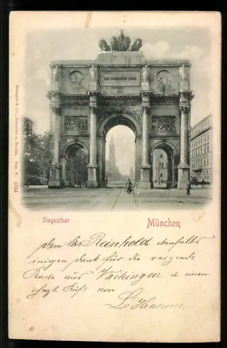 Relief-AK München, Siegestor mit Strassenpartie