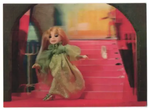 3D-AK Aschenputtel-Puppe auf einer Treppe