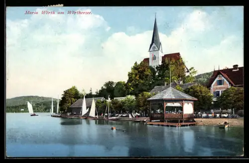 AK Maria Wörth am Wörthersee, Seepromenade mit Pavillon, Segelbooten und Kirche