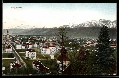 AK Klagenfurt, Totalansicht mit Gebirgsblick