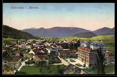 AK Feldkirchen i. Kärnten, Totalansicht mit Bergkulisse