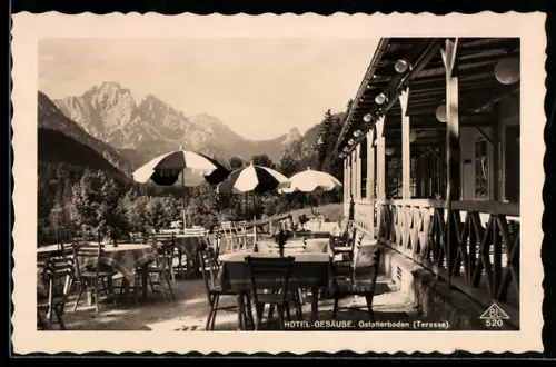 AK Gstatterboden /Steiermark, Hotel Gesäuse, Terrasse mit Gebirgspanorama
