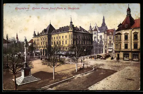 AK Klagenfurt, Kaiser Franz Josef-Platz und Obstplatz, Platz mit Denkmal und Stadthäusern