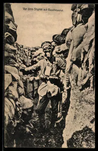 AK Soldat mit Gasmaske im Schützengraben