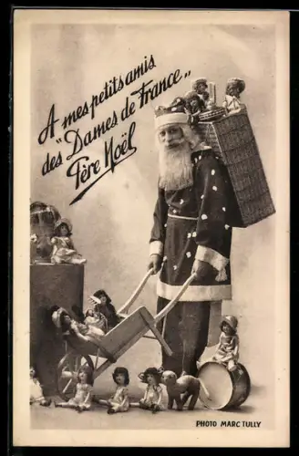 AK Weihnachtsmann transportiert Puppen u. Spielzeug in einer Schubkarre