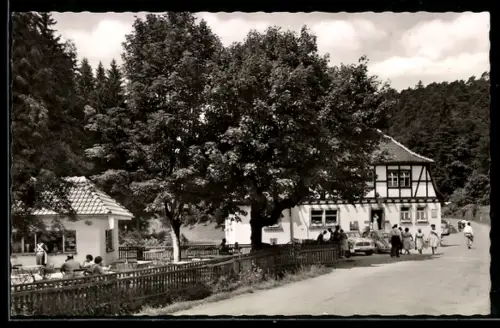 AK Karlstal /Trippstadt, Klugsche Mühle Ludwig Klug, Gasthaus mit Garten
