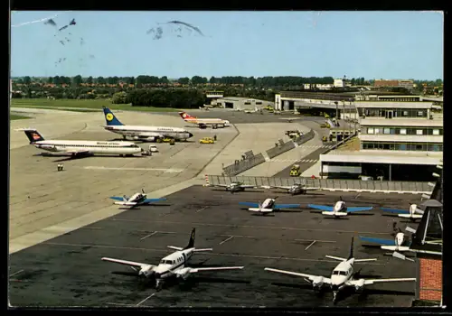 AK Bremen, Flugzeuge auf dem Flughafen