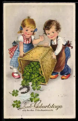 AK Zwei kleine Kinder mit einem Korb voll Klee und Hufeisen, Geburtstag