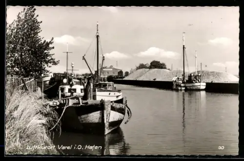 AK Varel i. O., Hafen, Schiffe, Ladegut